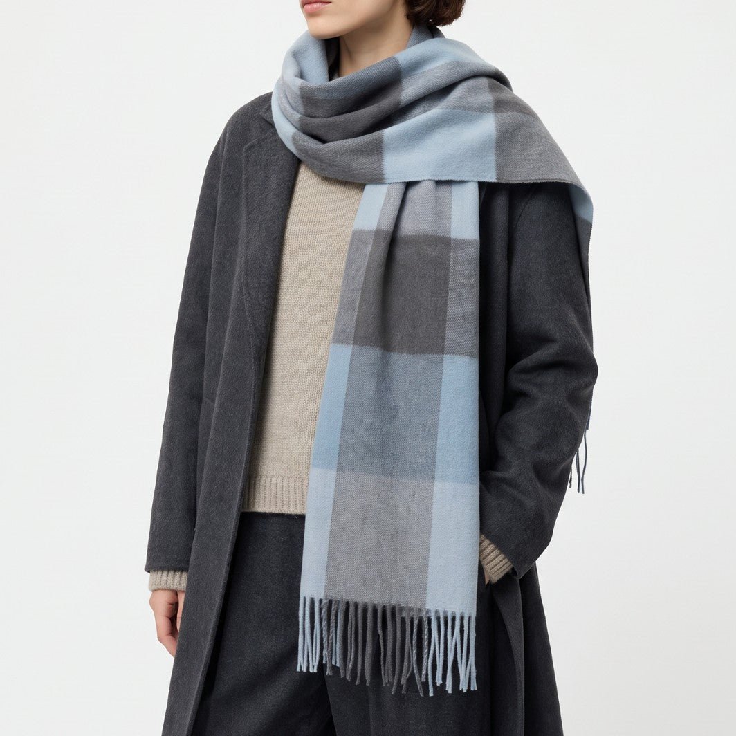 100% Lambswool Wide Scarf Soft Unisex Winter Wrap Heritage of Scotland - 3 SQUARE BLUE - Heritage Of Scotland -