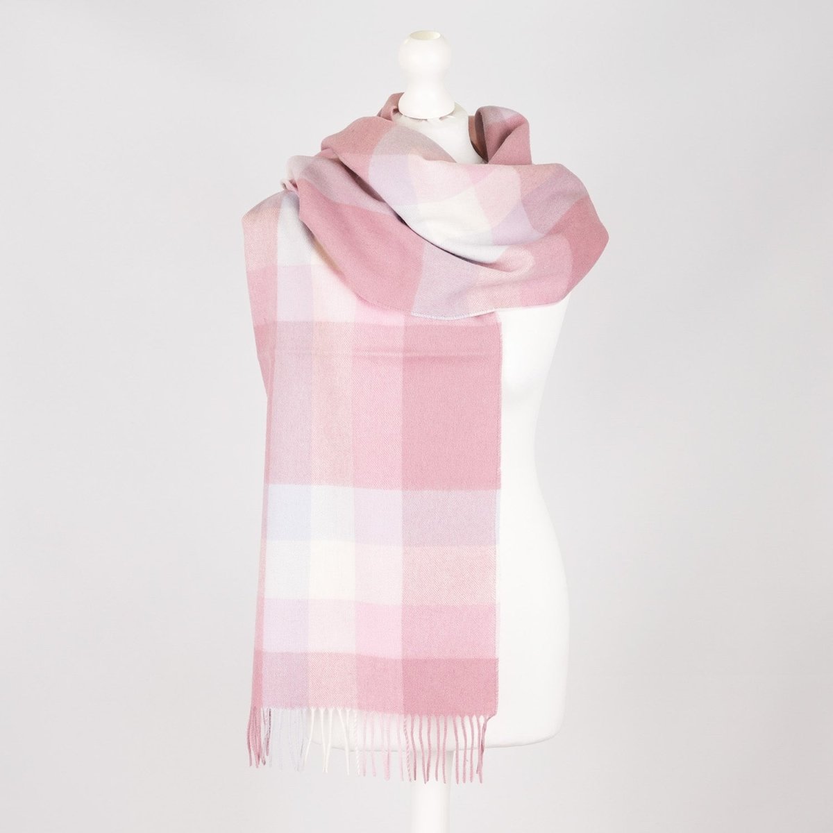 100% Lambswool Wide Scarf Soft Unisex Winter Wrap Heritage of Scotland - Galaxy Check Light Pink - Heritage Of Scotland -