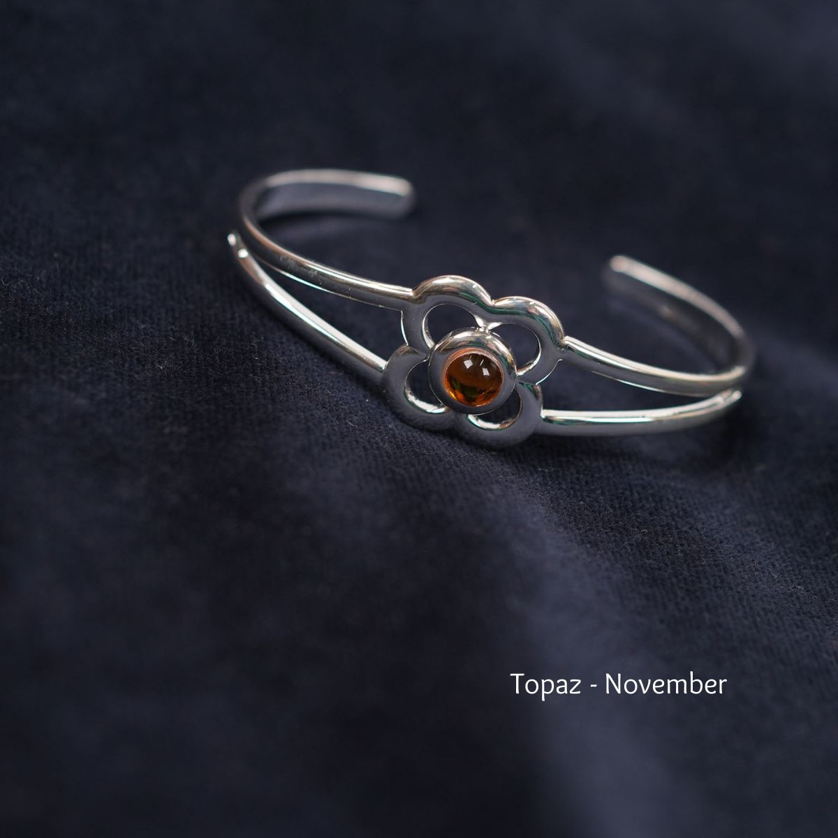 Art Pewter Birthstone Bangle - Silver Plated Pewter - Made in Scotland - November (Topaz) - Heritage Of Scotland -