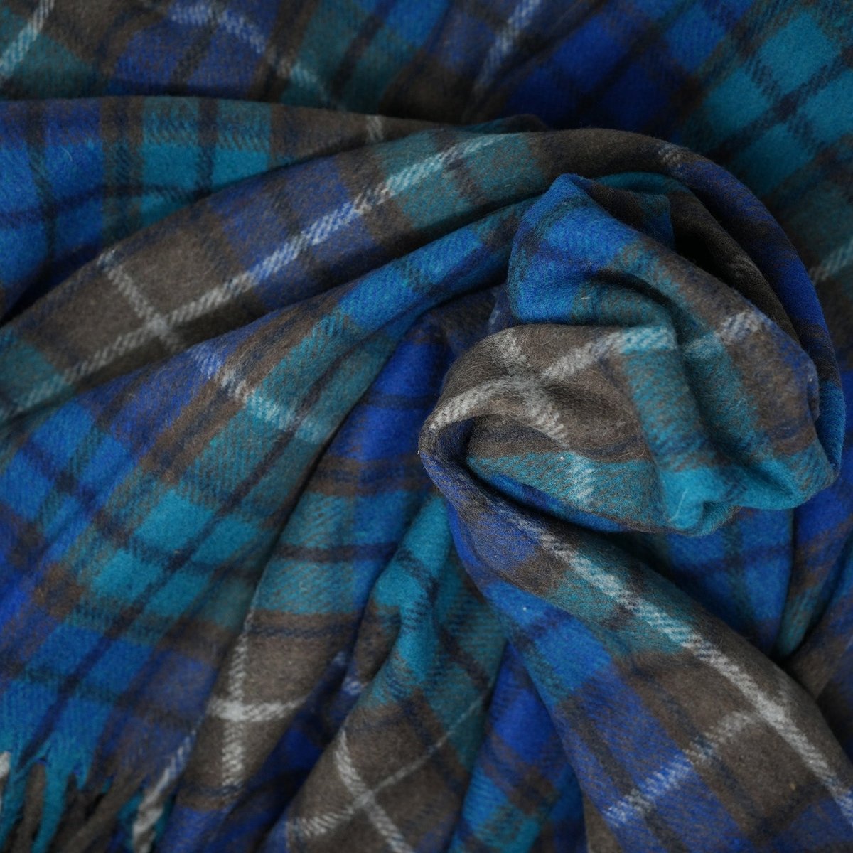 Ballantrae Highland Wool Blend Scottish Tartan Blanket Throw - Recycled Wool - 155 x 190 cm - BUCHANAN BLUE - Heritage Of Scotland -