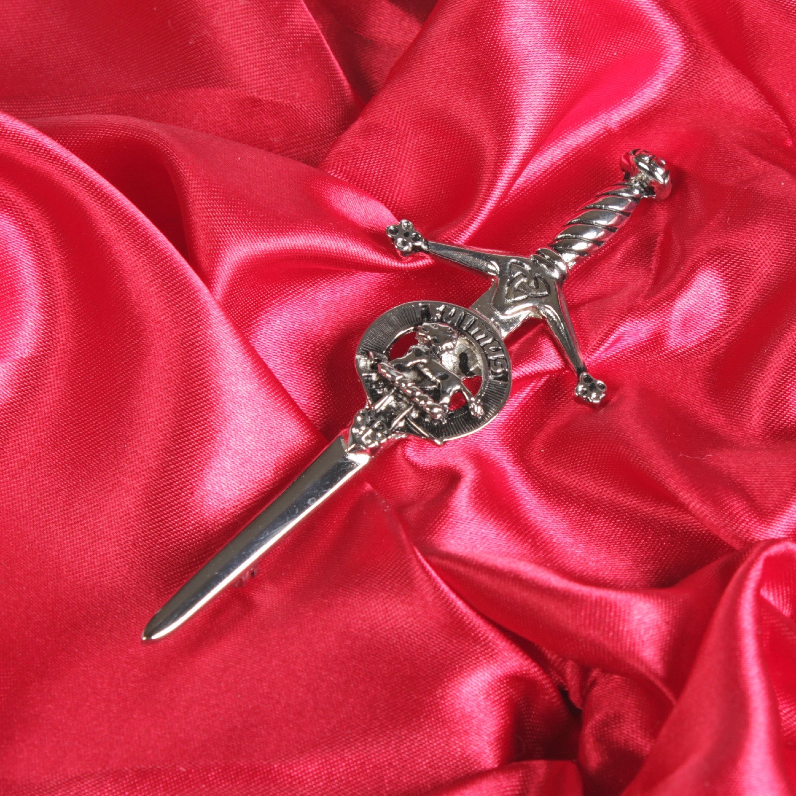 Bruce Clan Badge, Kilt Pin, Lapel Pin, Cufflinks, Keyring/Key Fob & Gift Set — Fine Pewter by Art Pewter — Made in Scotland (Shiny Finish) - Heritage Of Scotland - Kilt Pin
