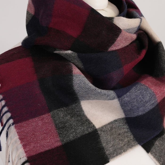 Edinburgh Cashmere Scarf Tartans and Checks - Heritage Of Scotland - 5 SQUARE TARTAN - BLUE/BLACK