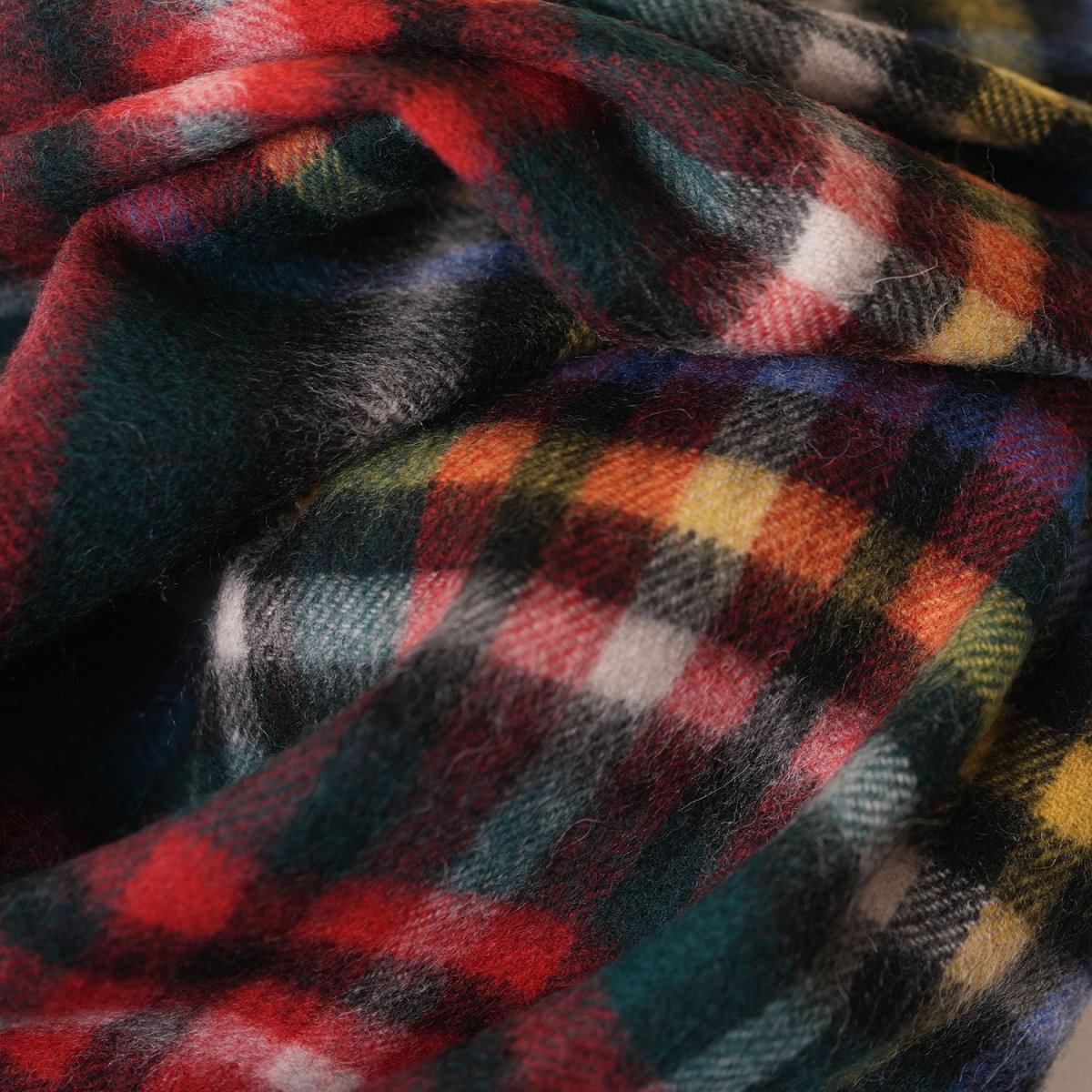 Edinburgh Lambswool Tartan Stole - Soft Luxury Check Wrap with Fringe - Stewart Black - Heritage Of Scotland -