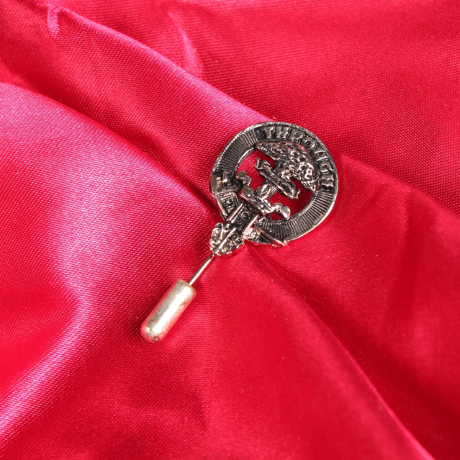 Hamilton Clan Badge, Kilt Pin, Lapel Pin, Cufflinks, Keyring/Key Fob & Gift Set — Fine Pewter by Art Pewter — Made in Scotland (Shiny Finish) - Heritage Of Scotland - Lapel Pin