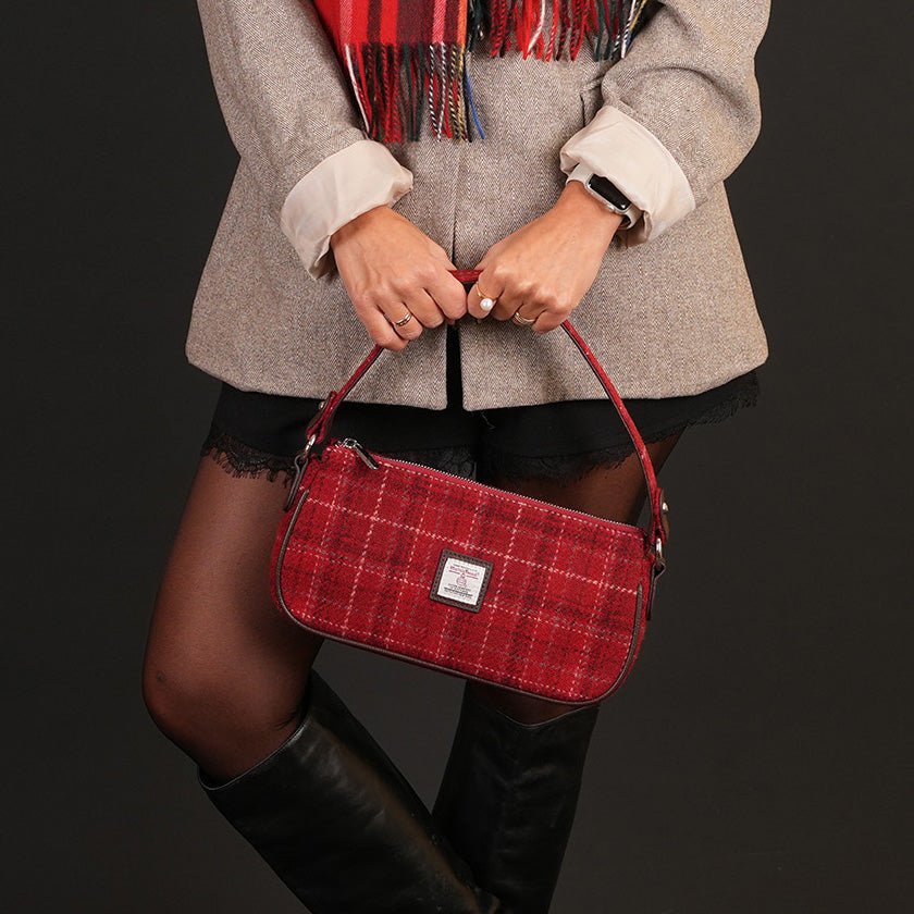 Harris Tweed Duchray Baguette Bag - Classic Tartan Shoulder Bag - Plain Green with Pink contrast (COL110) - Heritage Of Scotland -