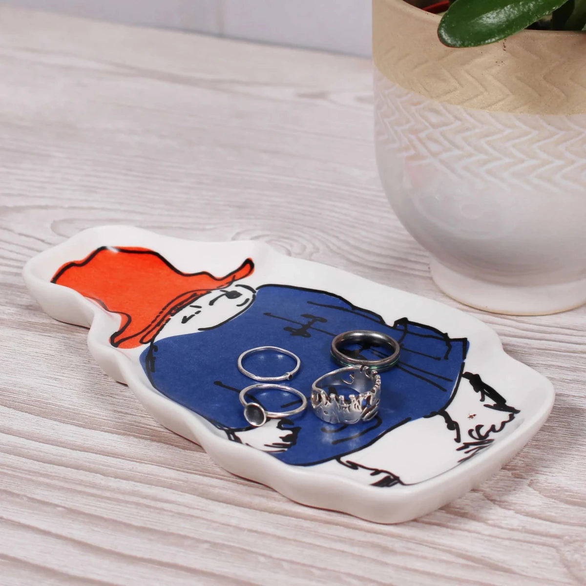 Paddington Bear Shaped Ceramic Trinket Dish – 18cm - Heritage Of Scotland -