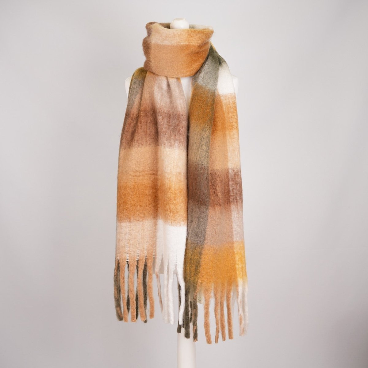 Women’s Soft Check Scarf – Oversized Plaid Winter Wrap with Tassel Fringe - New Camel Check - Heritage Of Scotland -