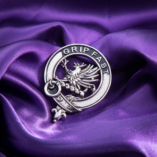 Clan Badge Leslie - Heritage Of Scotland - LESLIE