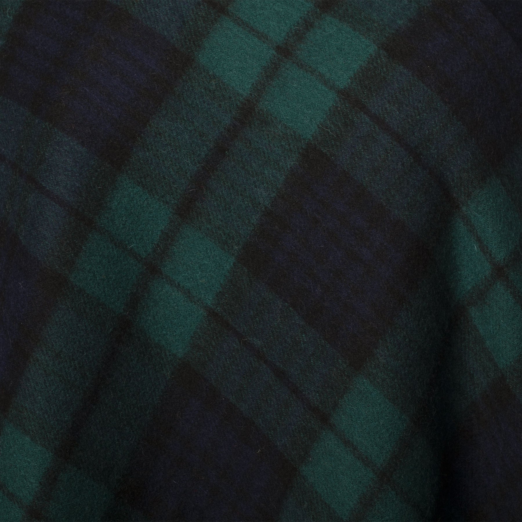 Edinburgh Lambswool Long Tartan Cape Black Watch - Heritage Of Scotland - BLACK WATCH