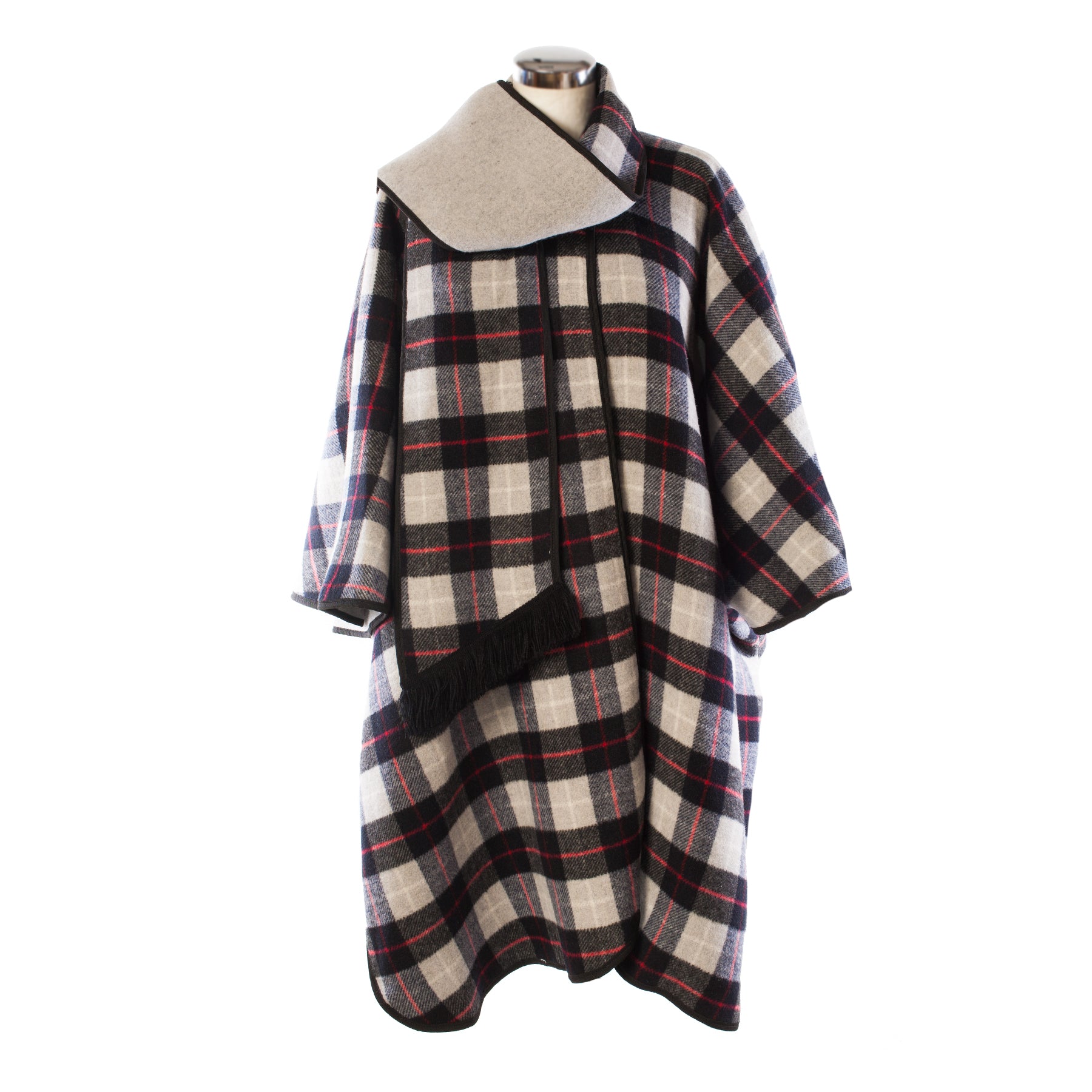 Ladies Wool Blend Reversible Cape Silver - Heritage Of Scotland - SILVER