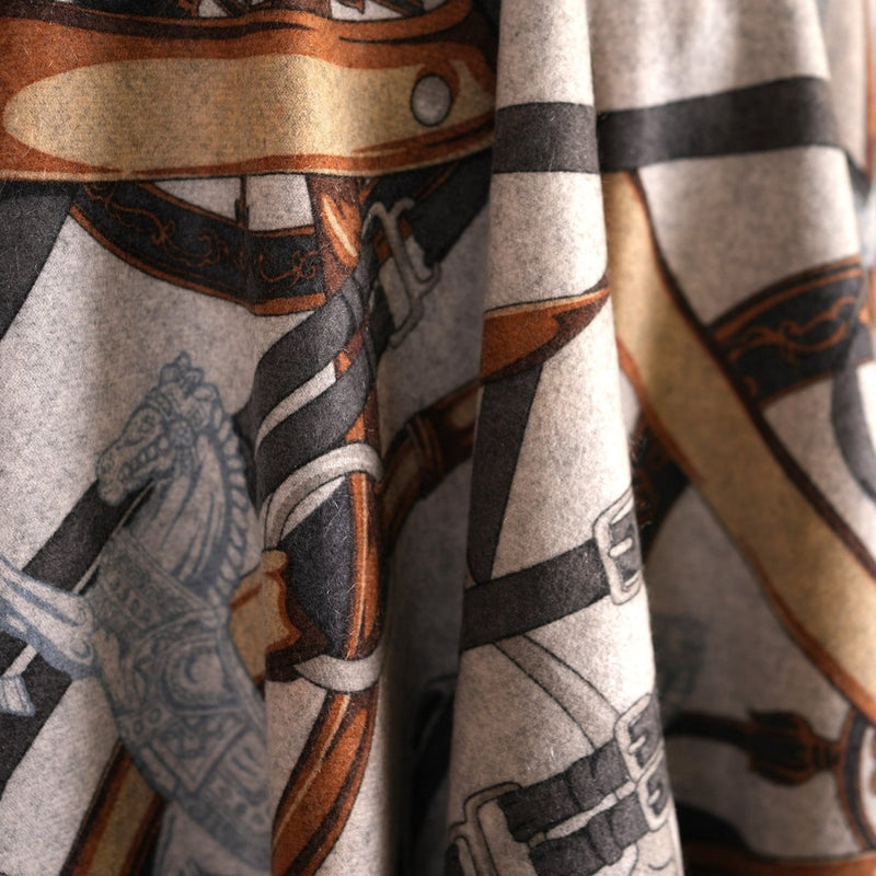 100% Cashmere Cape Belt Design - GREY - Heritage Of Scotland -