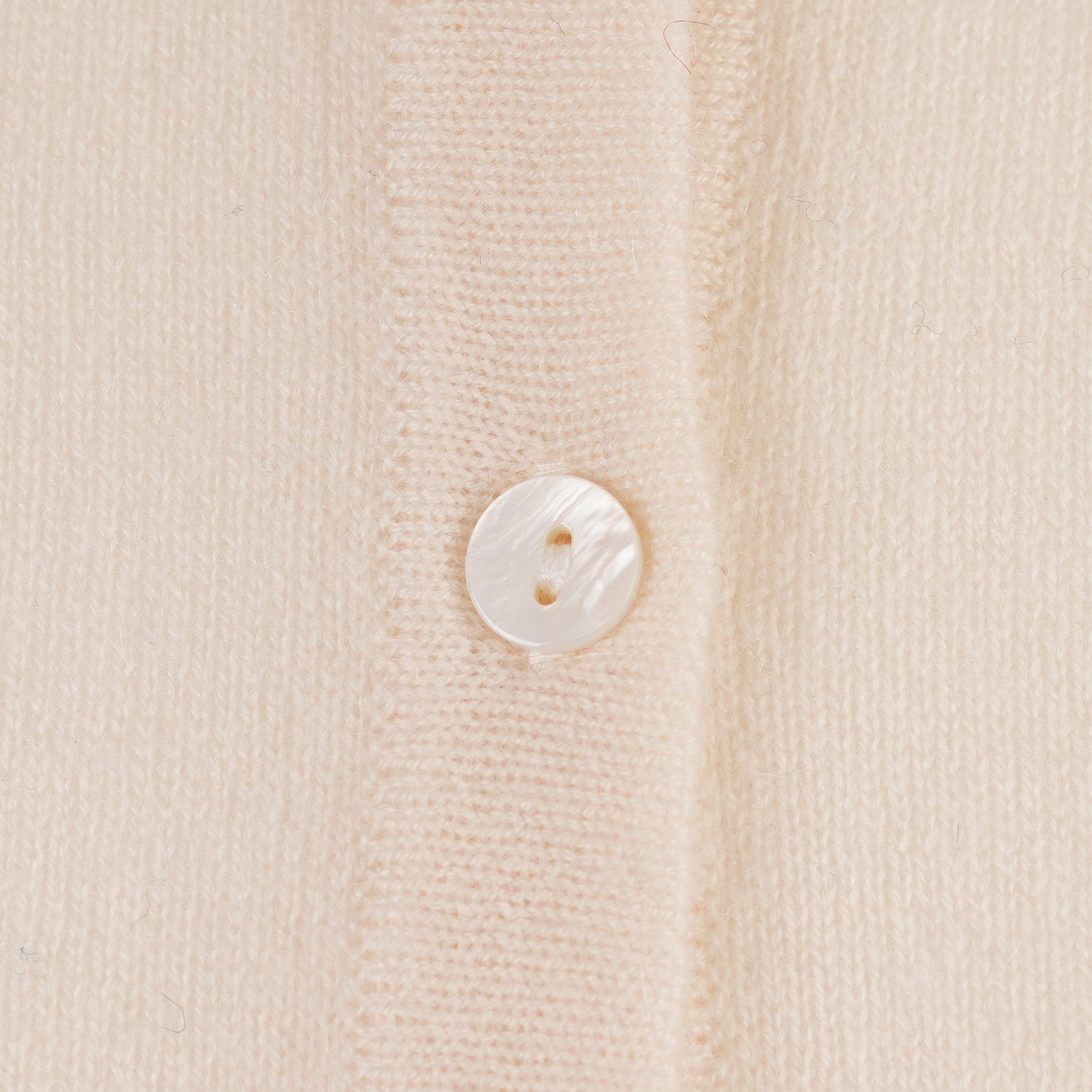 100% Cashmere Ladies Crew Cardigan - Cloud White - Heritage Of Scotland - XS