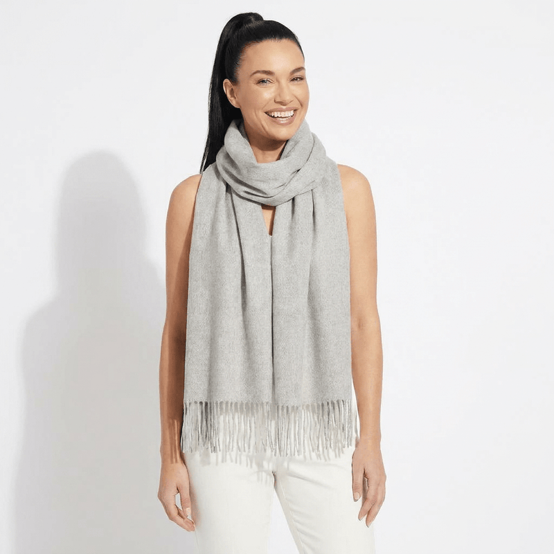 100% Cashmere Scarf Made In Scotland - LIGHT GREY - Heritage Of Scotland -