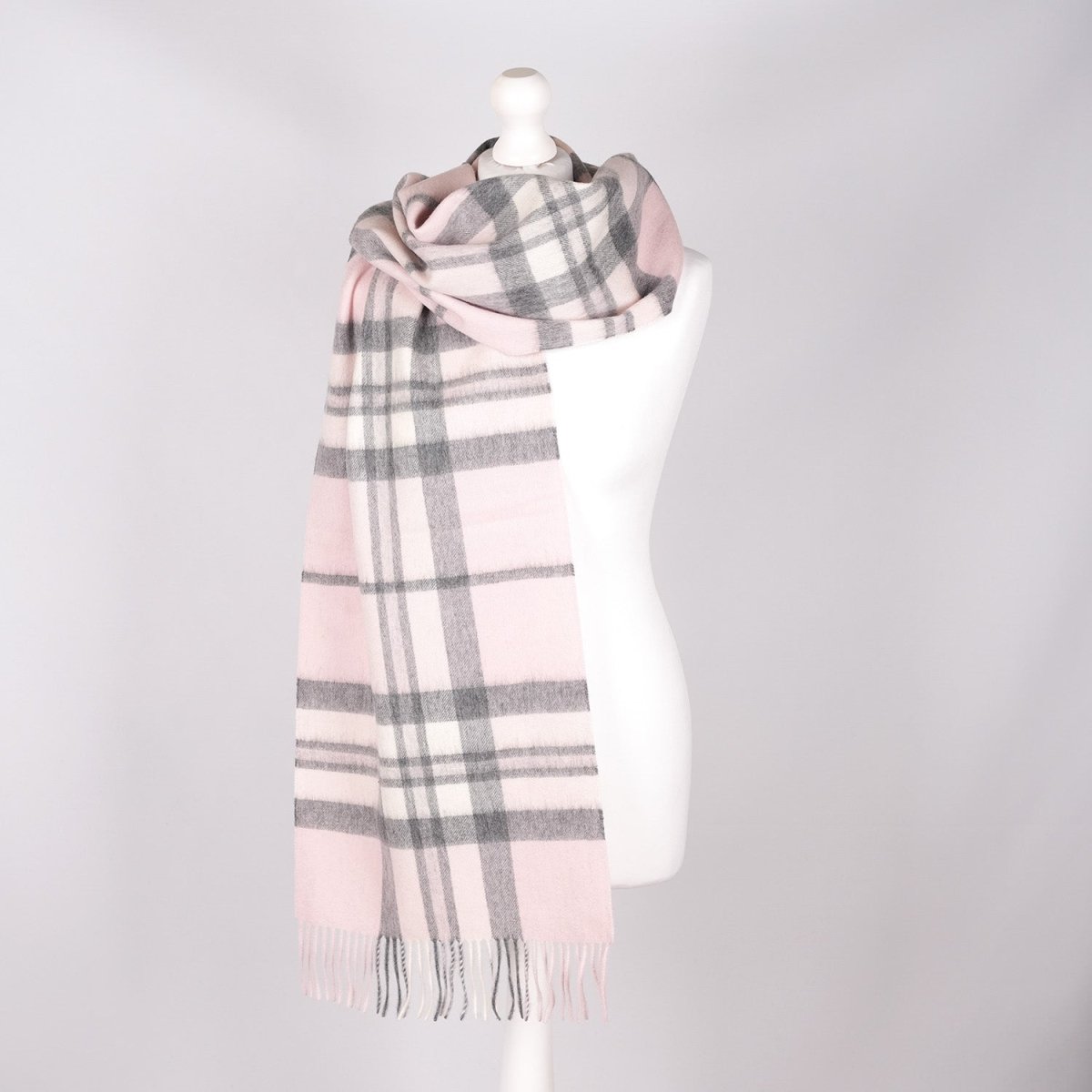 100% Lambswool Wide Scarf Soft Unisex Winter Wrap Heritage of Scotland - Thomson Pale Pink - Heritage Of Scotland -