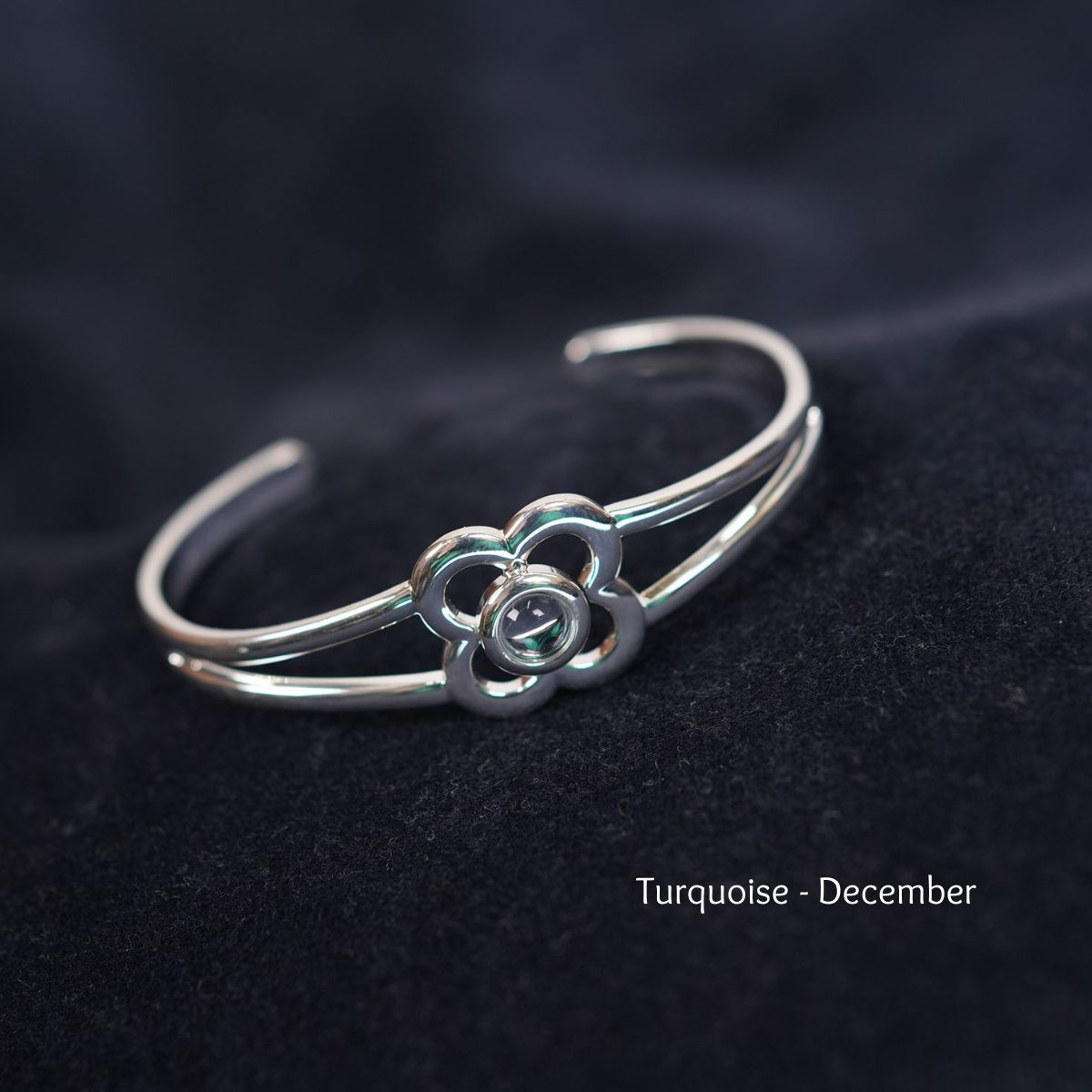 Art Pewter Birthstone Bangle - Silver Plated Pewter - Made in Scotland - December (Turquoise) - Heritage Of Scotland -