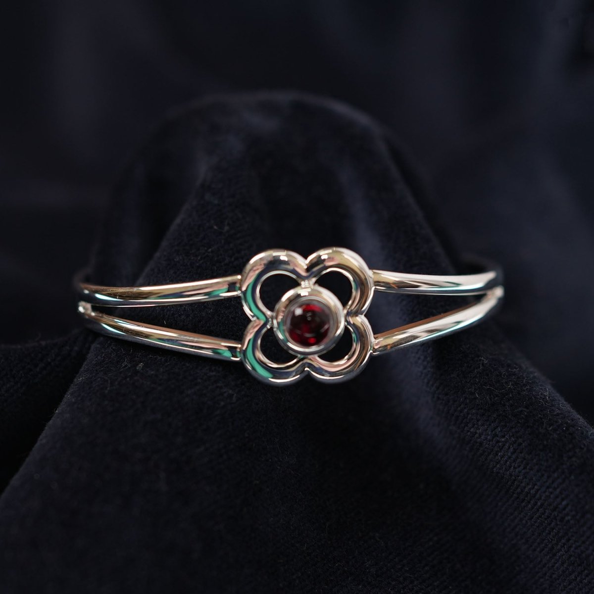 Art Pewter Birthstone Bangle - Silver Plated Pewter - Made in Scotland - January (Garnet) - Heritage Of Scotland -