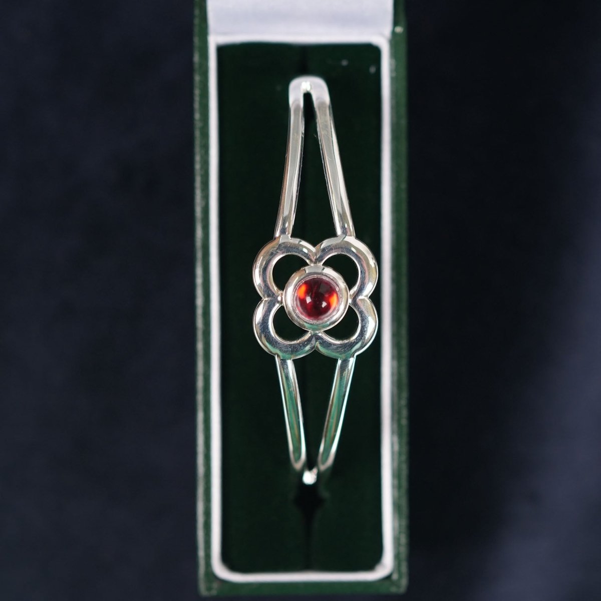 Art Pewter Birthstone Bangle - Silver Plated Pewter - Made in Scotland - July (Ruby) - Heritage Of Scotland -