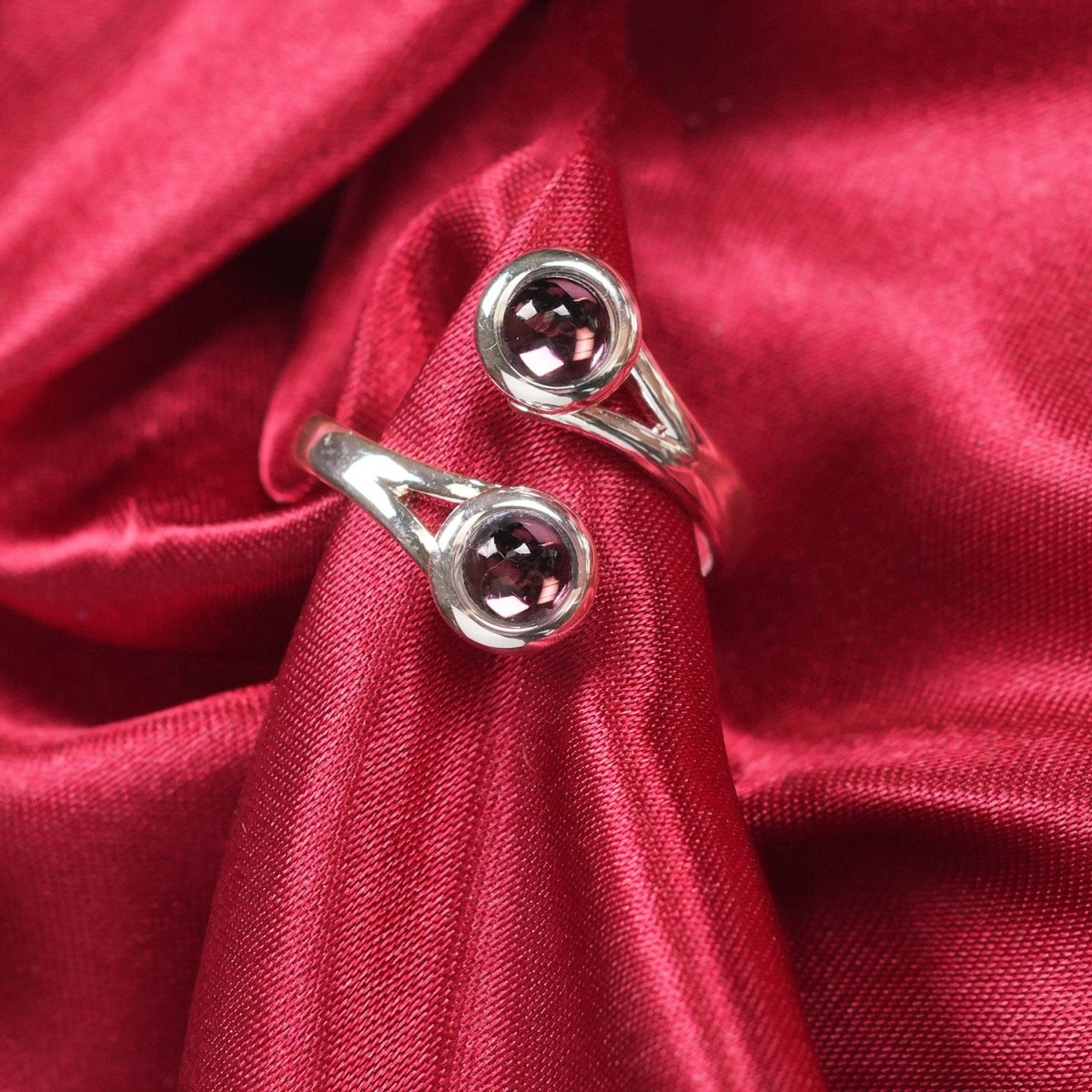 Art Pewter Celtic Birthstone Ring - Silver Plated Pewter - Made in Scotland - February (Amethyst) - Heritage Of Scotland -