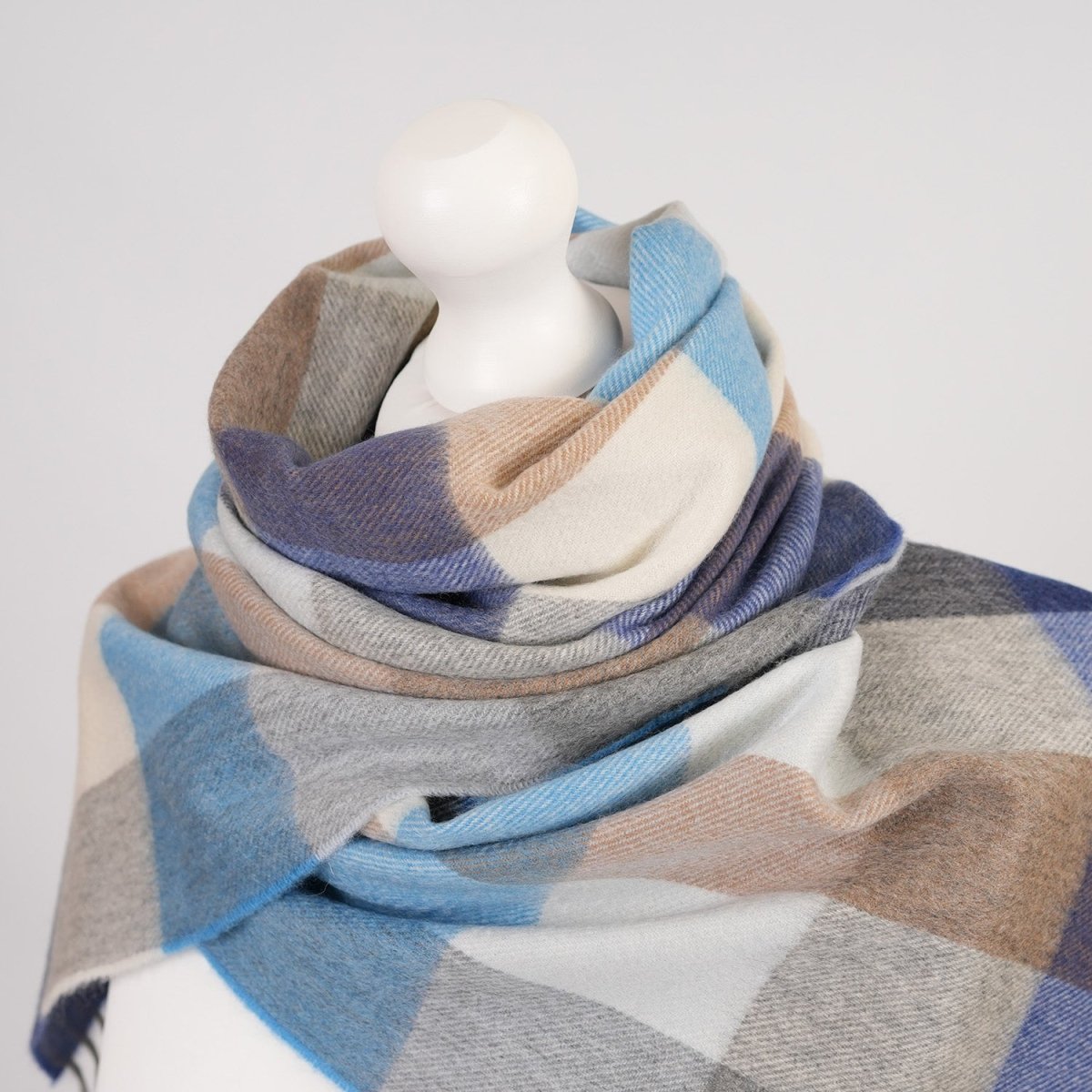 Balmoral 100% Cashmere Woven Scarf Tartan and Checks - Made in Scotland - BLOCK CHECK BLUE - Heritage Of Scotland -