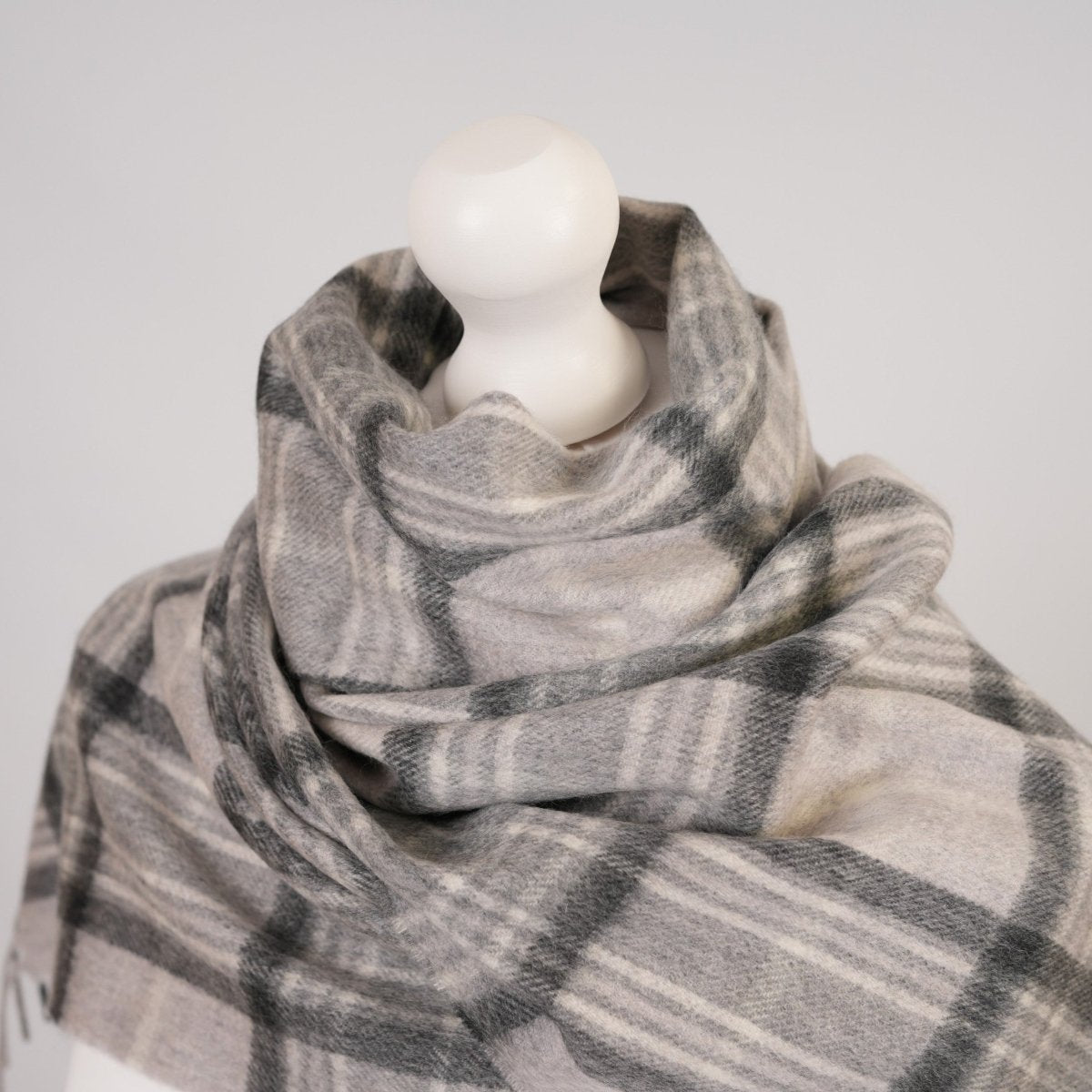 Balmoral 100% Cashmere Woven Scarf Tartan and Checks - Made in Scotland - MACKELLAR GREY - Heritage Of Scotland -