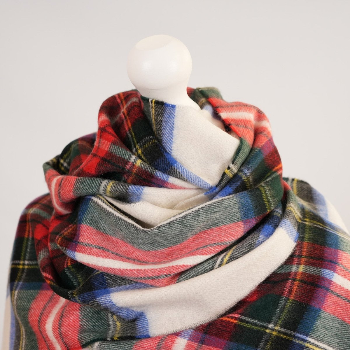 Balmoral 100% Cashmere Woven Scarf Tartan and Checks - Made in Scotland - STEWART WHITE - Heritage Of Scotland -
