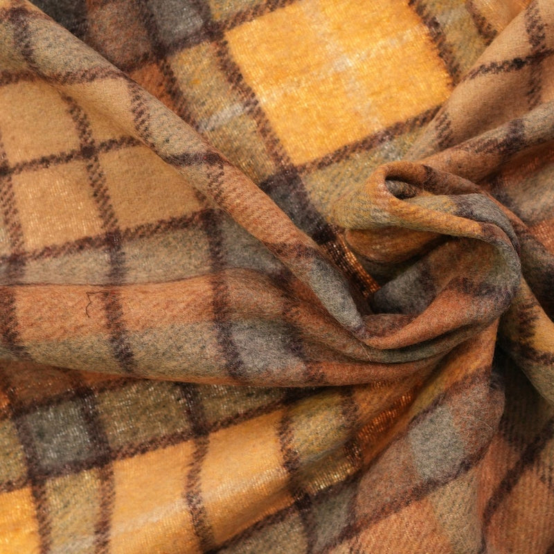 Balmoral Woollen Knee Blanket with Fringed Edges - Buchanan Natural - Heritage Of Scotland - 