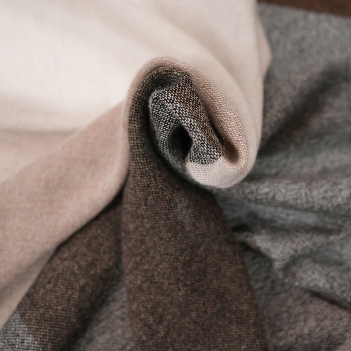 Earthy Block 100% Cashmere Square Scarf - MONOCHROME - Heritage Of Scotland -