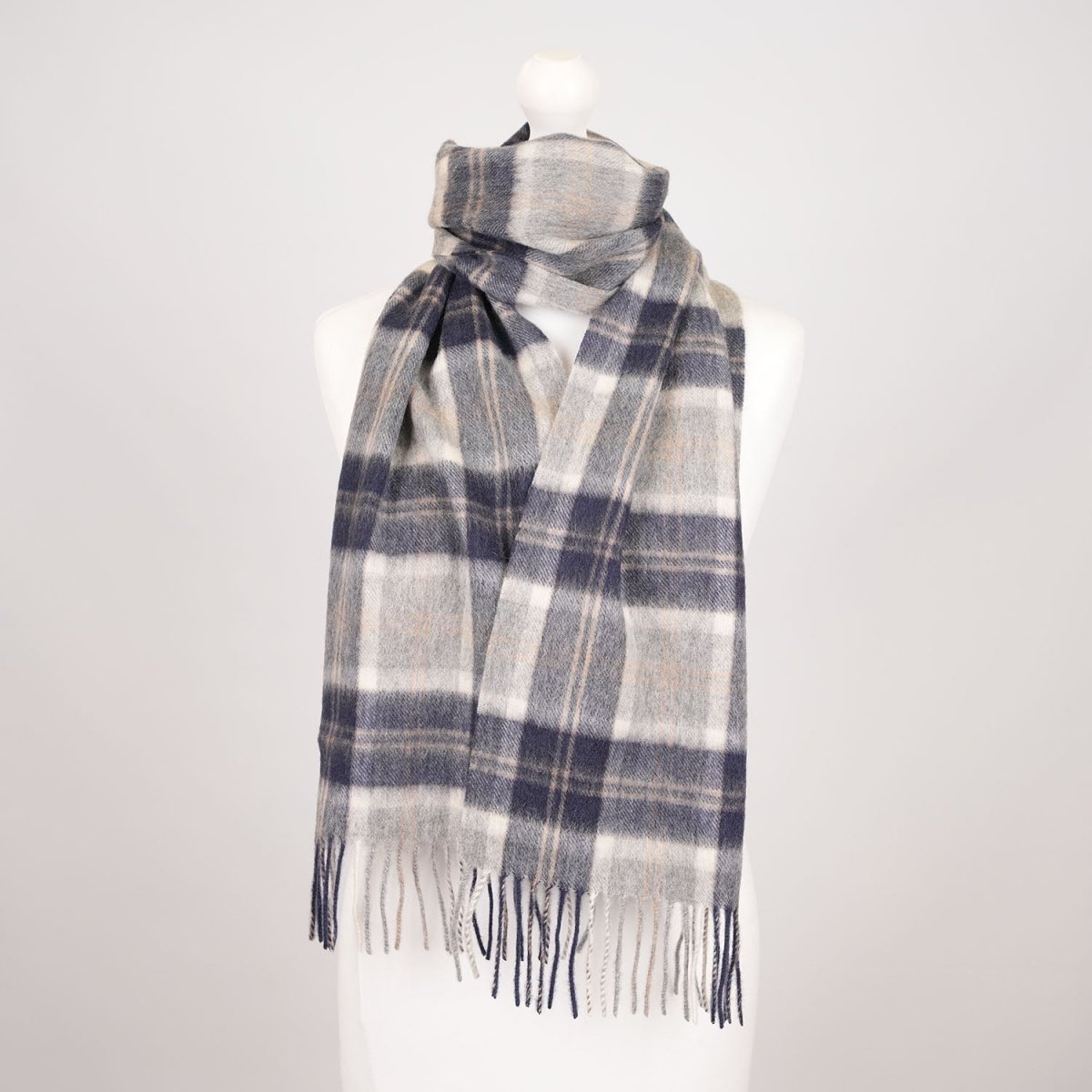 Edinburgh 100% Lambswool Scarf – Premium Soft Wool Wrap - Bannockbane Silver - Heritage Of Scotland -