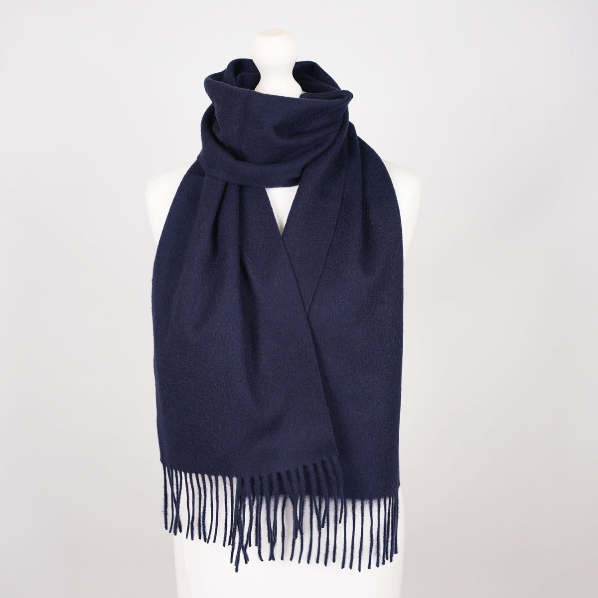 Edinburgh 100% Lambswool Scarf – Premium Soft Wool Wrap - Navy - Heritage Of Scotland -