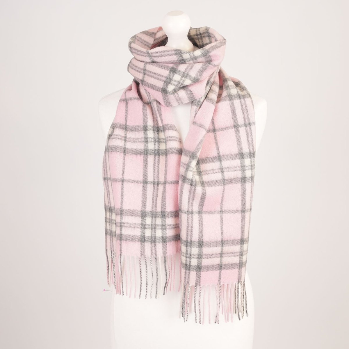 Edinburgh 100% Lambswool Scarf - Soft Warm Luxury Wool Scarf - Thomson Pale Pink - Heritage Of Scotland -