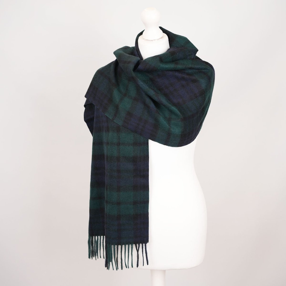Edinburgh 100% Pure Cashmere Wide Scarf – Luxury Oversized Wrap - Black Watch - Heritage Of Scotland -