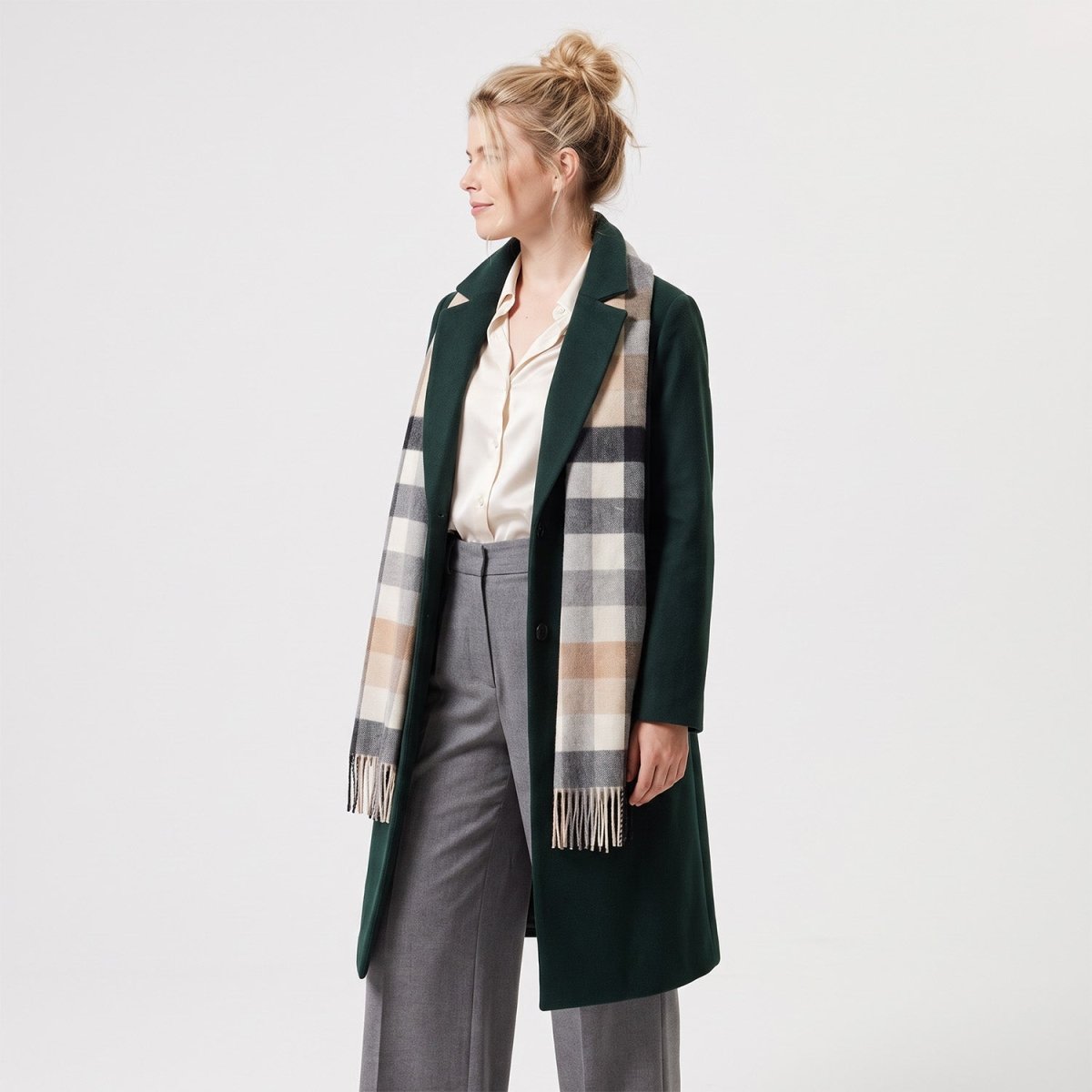 Edinburgh 100% Pure Cashmere Wide Scarf – Luxury Oversized Wrap - Scots Check - Giant Chequer Natural - Heritage Of Scotland -
