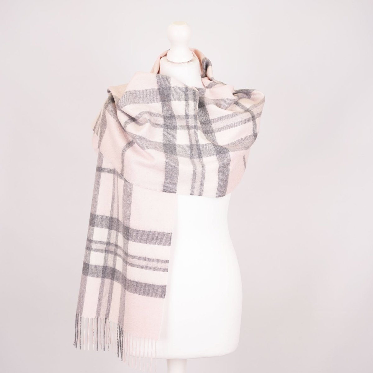 Edinburgh 100% Pure Cashmere Wide Scarf – Luxury Oversized Wrap - Thomson Pink - Heritage Of Scotland -