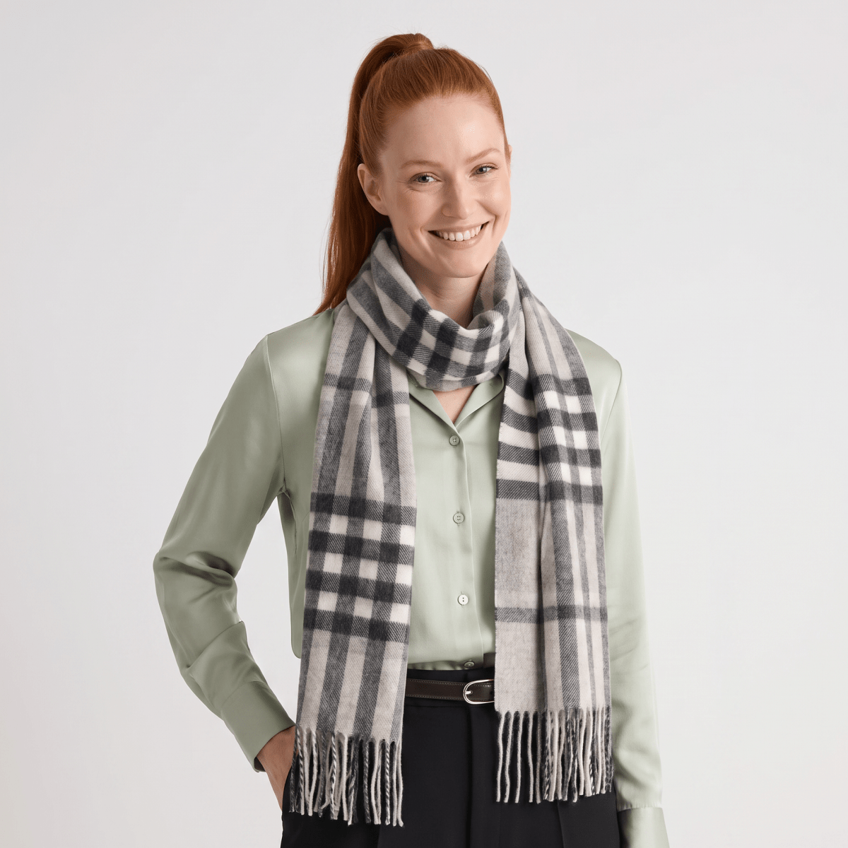 Edinburgh Cashmere Scarf Chequer Tartan - Charcoal and Light Grey - Heritage Of Scotland -