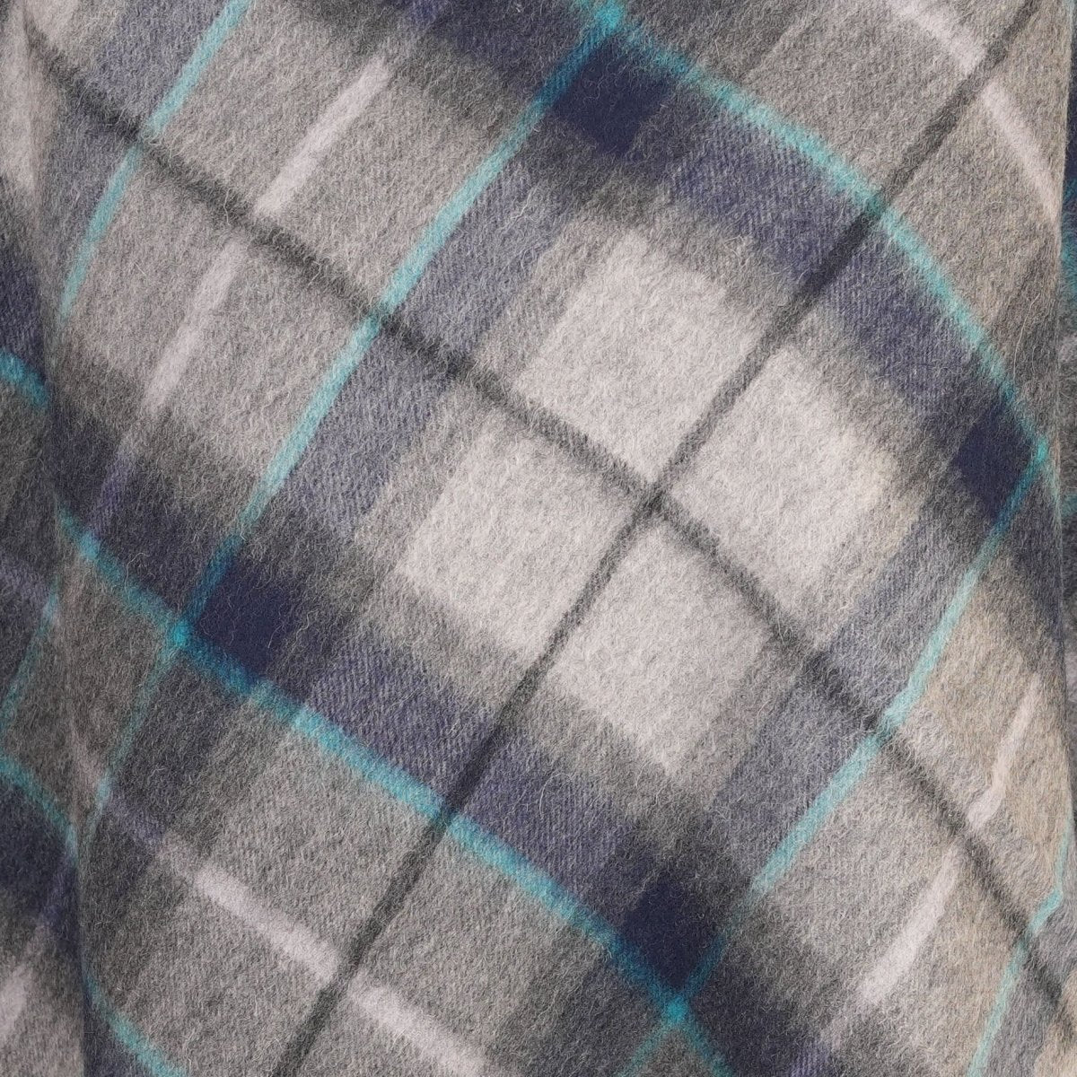 Edinburgh Lambswool Tartan Stole - Soft Luxury Check Wrap with Fringe - Dove and Grey Check - Heritage Of Scotland -
