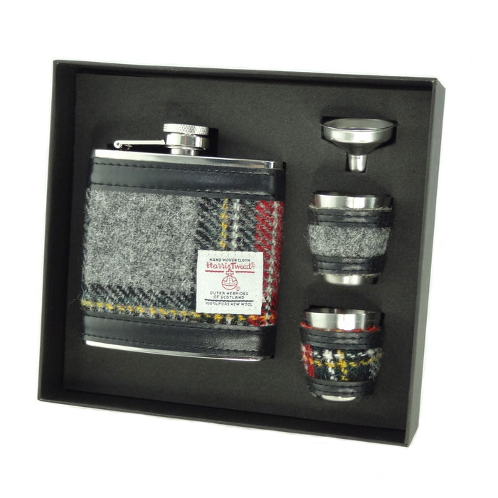 Harris Tweed 6oz Hip Flask Gift Set – Flask, Funnel and Cups - Heritage Of Scotland - Grey & Red Tartan (COL096)