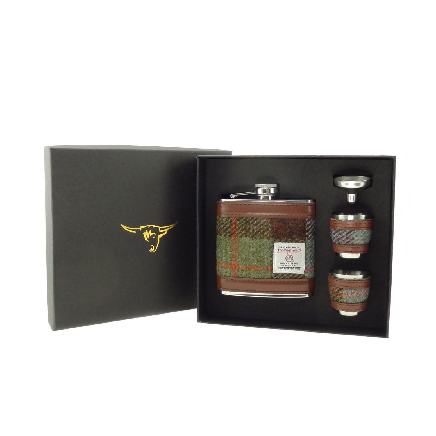Harris Tweed 6oz Hip Flask Gift Set – Flask, Funnel and Cups - Heritage Of Scotland - MacLeod Tartan (COL015)