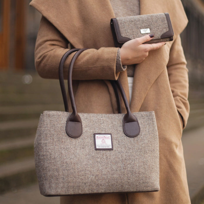 Harris Tweed Cassley Classic Handbag - Elegant Tartan Shoulder Bag - Heritage Of Scotland - Rust Red with Green, White & Blue Overcheck (COL151)