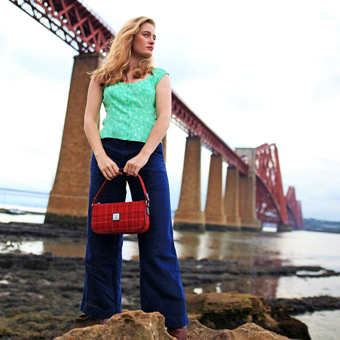 Harris Tweed Duchray Baguette Bag - Classic Tartan Shoulder Bag - Heritage Of Scotland - MacLeod Tartan (COL015)