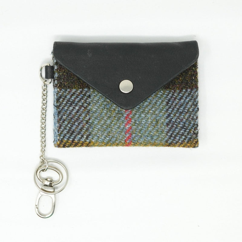 Harris Tweed Key Holder with Leather Flap - LOVAT CHECK / BLACK - Heritage Of Scotland -