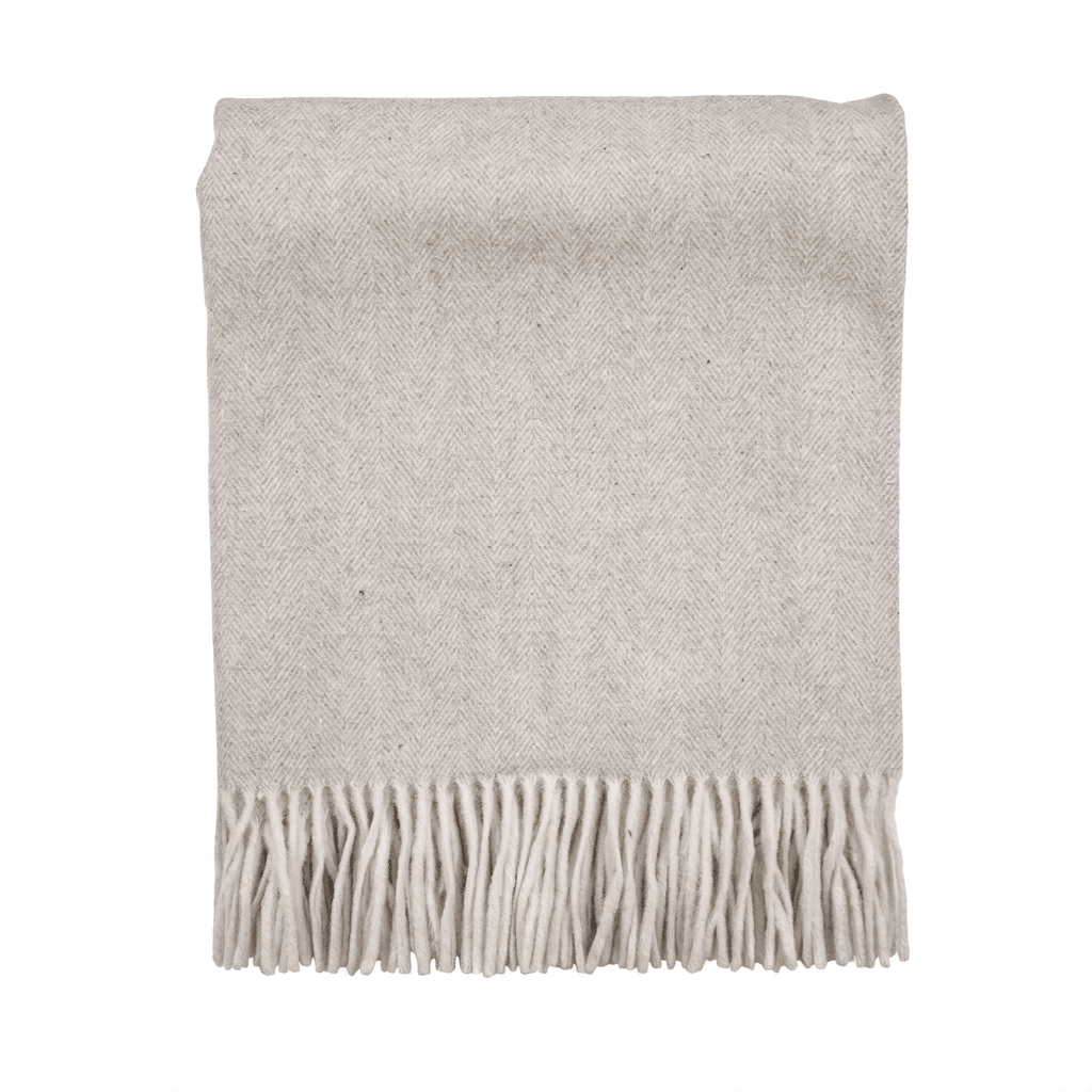 Highland Herringbone Wool Blend Throw Blanket with Tasselled Fringe - GREY MEDIUM - Heritage Of Scotland -