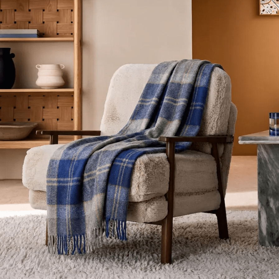 Highland Wool Blend Tartan Blanket Throw – Extra Warm Scottish Wool Blend – BANNOCKBANE SILVER BRIGHT - Heritage Of Scotland -