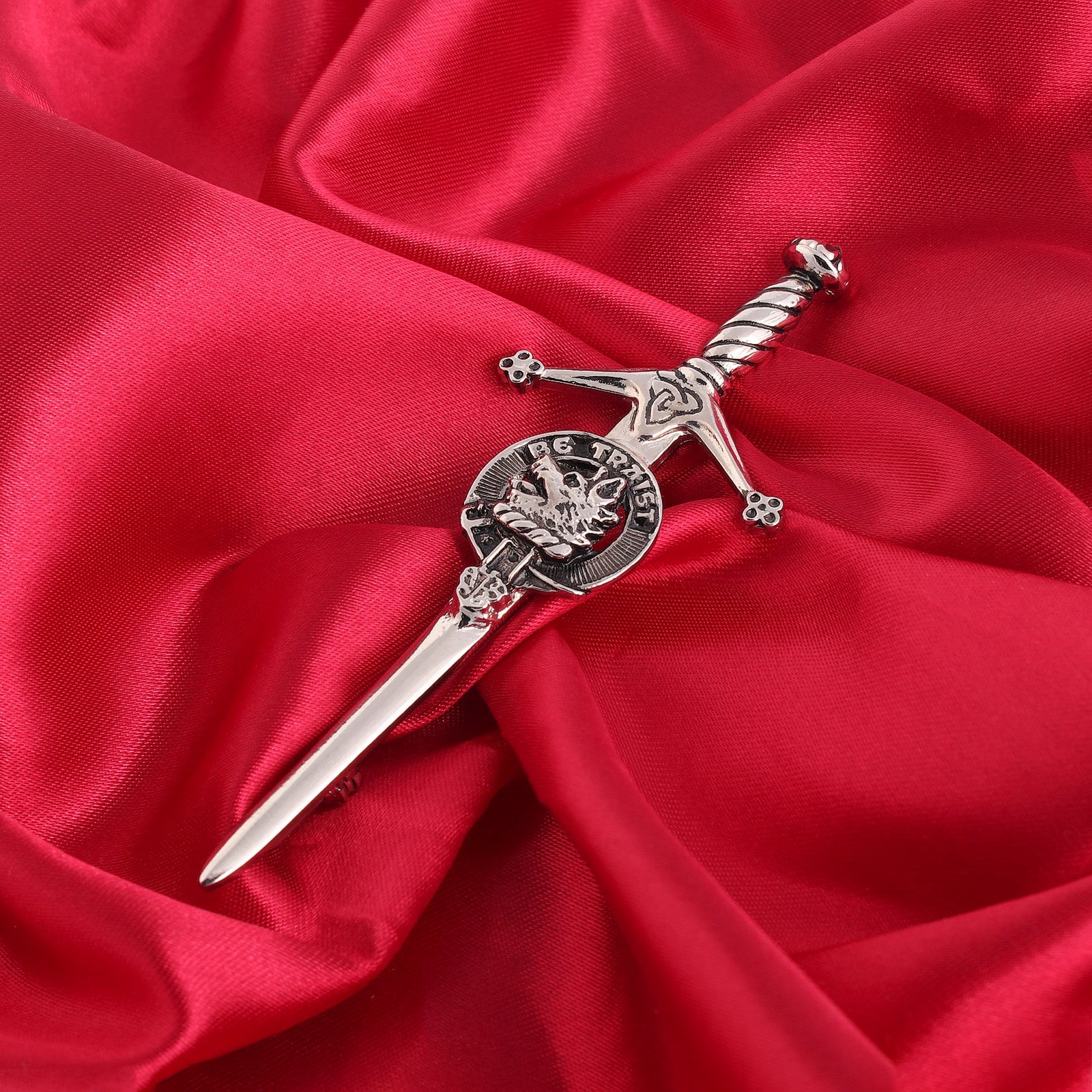 Innes Clan Badge, Kilt Pin, Lapel Pin, Cufflinks, Keyring/Key Fob & Gift Set — Fine Pewter by Art Pewter — Made in Scotland (Shiny Finish) - Heritage Of Scotland - Kilt Pin
