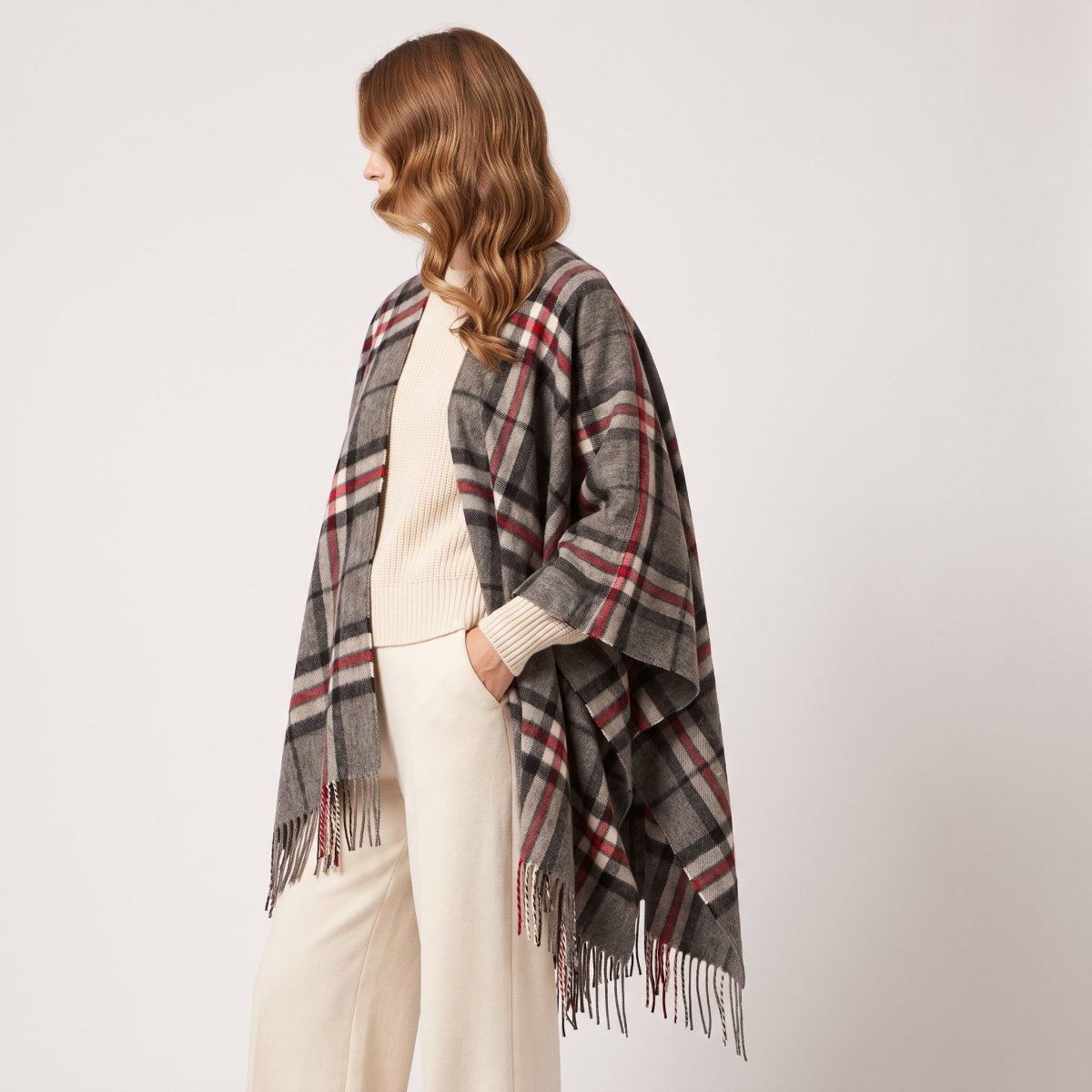 Ladies Mini Cape Edinburgh 100% Lambswool - Thomson Grey - Heritage Of Scotland -