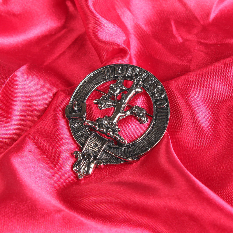 MacEwen Clan Badge, Kilt Pin, Lapel Pin, Cufflinks, Keyring/Key Fob & Gift Set — Fine Pewter by Art Pewter — Made in Scotland (Shiny Finish) - Heritage Of Scotland - Badge