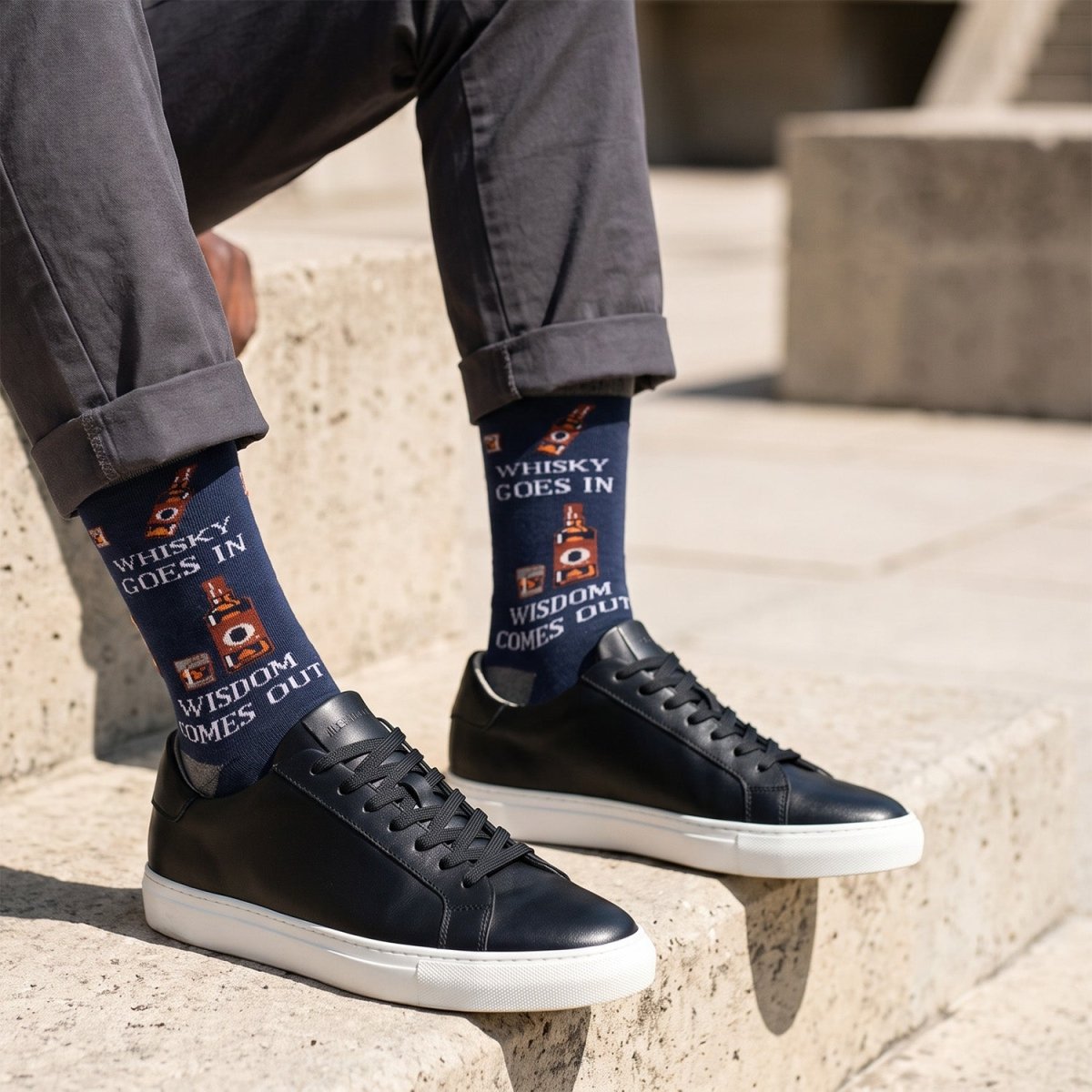 Men’s Luxury Bamboo Socks – Soft, Breathable & Stylish Everyday Comfort - WHISKY NAVY - Heritage Of Scotland -
