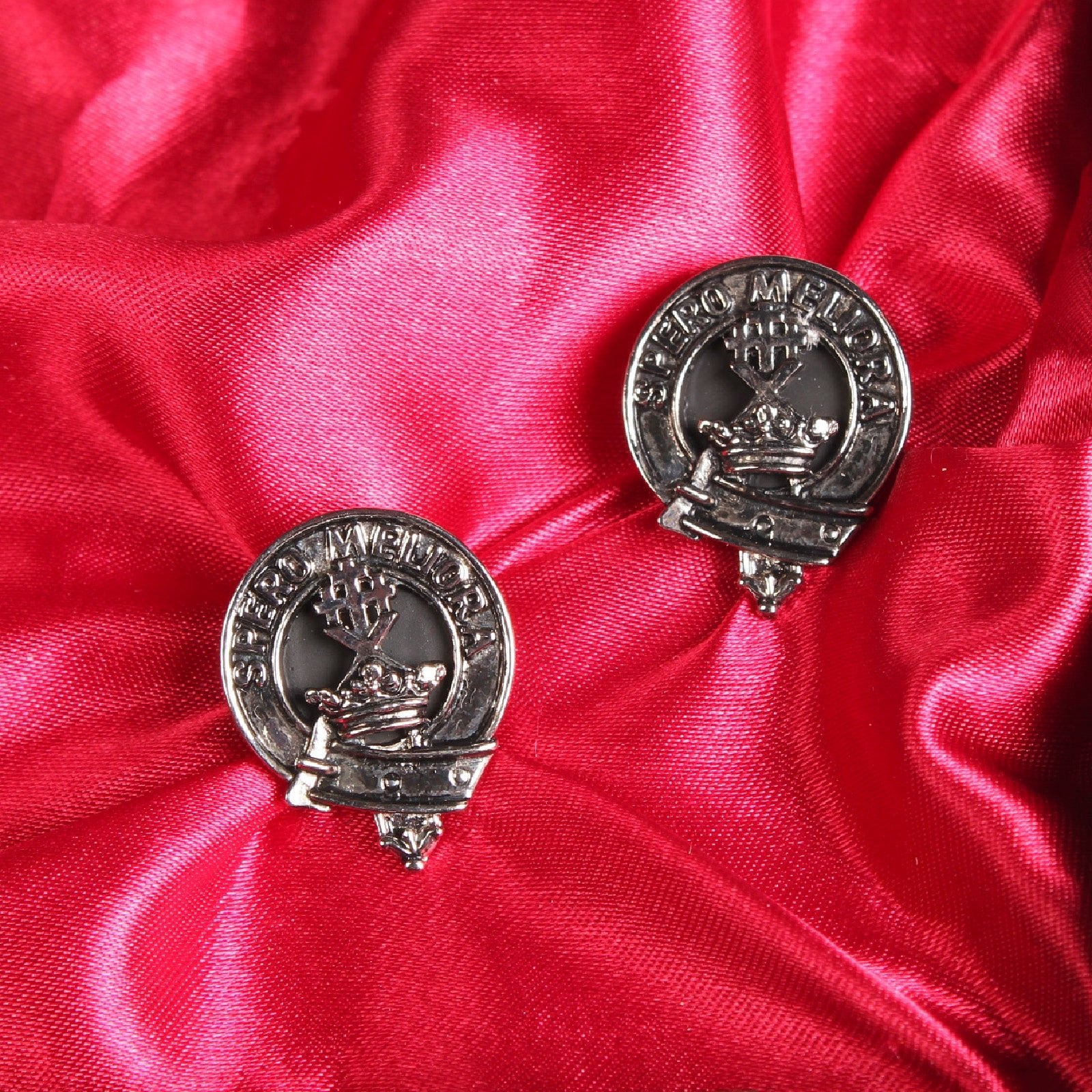 Moffat Clan Badge, Kilt Pin, Lapel Pin, Cufflinks, Keyring/Key Fob & Gift Set — Fine Pewter by Art Pewter — Made in Scotland (Shiny Finish) - Heritage Of Scotland - Cufflinks