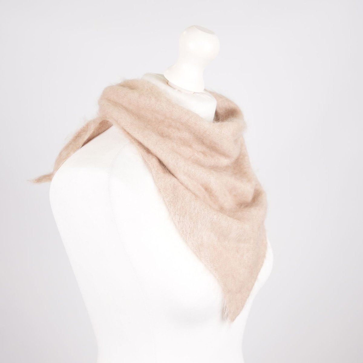 Pure Brushed Luxury Cashmere Triangle Head Scarf - REED - Heritage Of Scotland -