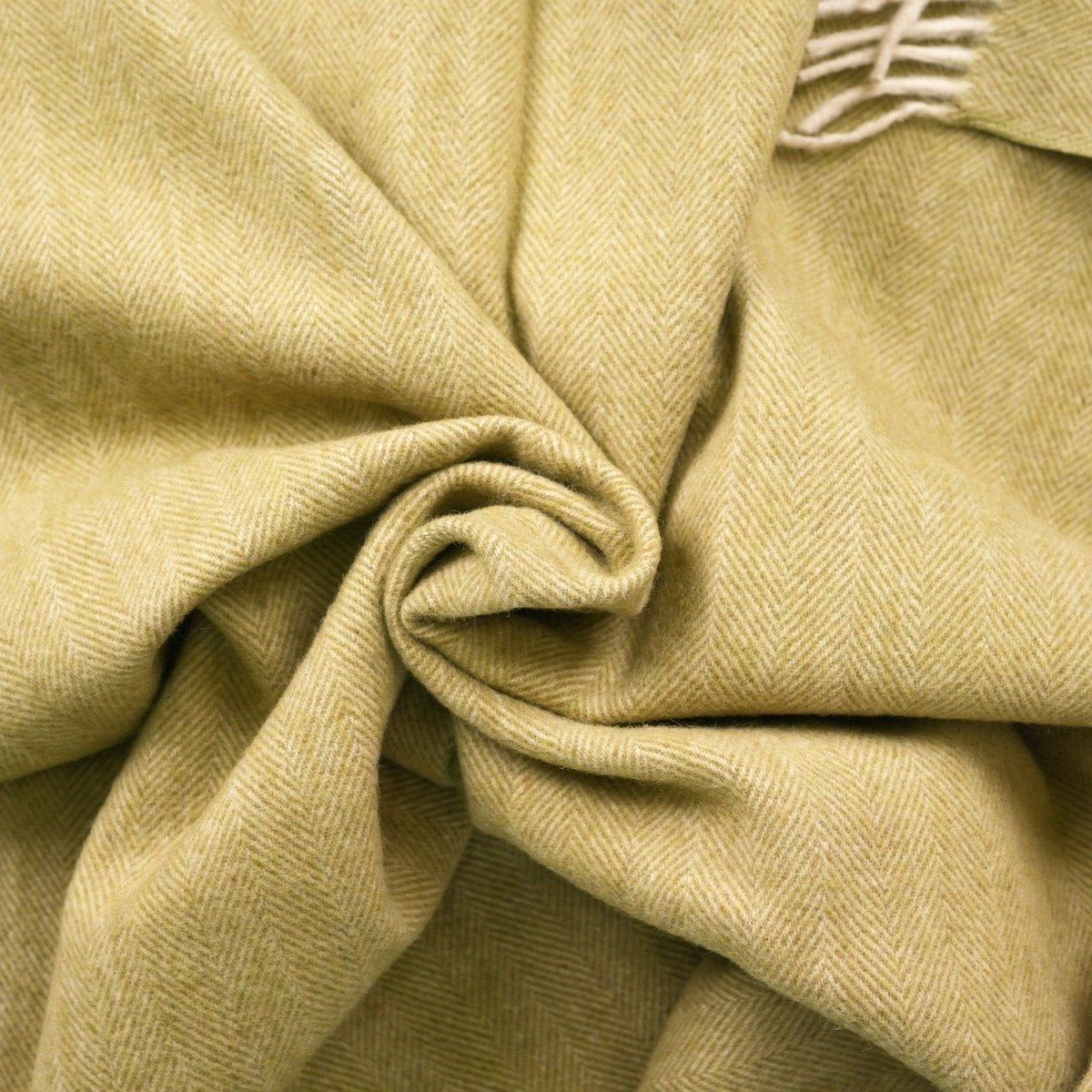 Recycled Wool Herringbone Knee Blanket – Pastel Fringed Throw - GREEN - Heritage Of Scotland -
