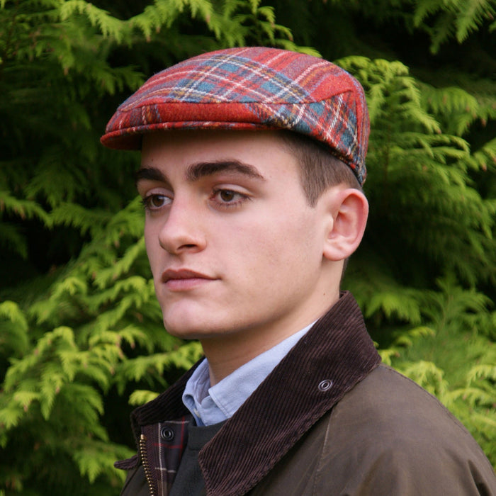 Shetland Wool Tartan Cap Stewart Royal - Heritage Of Scotland - STEWART ROYAL